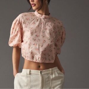 Anthropologie Peach Floral Puff Sleeve Bubble
Crop Top Size XS.